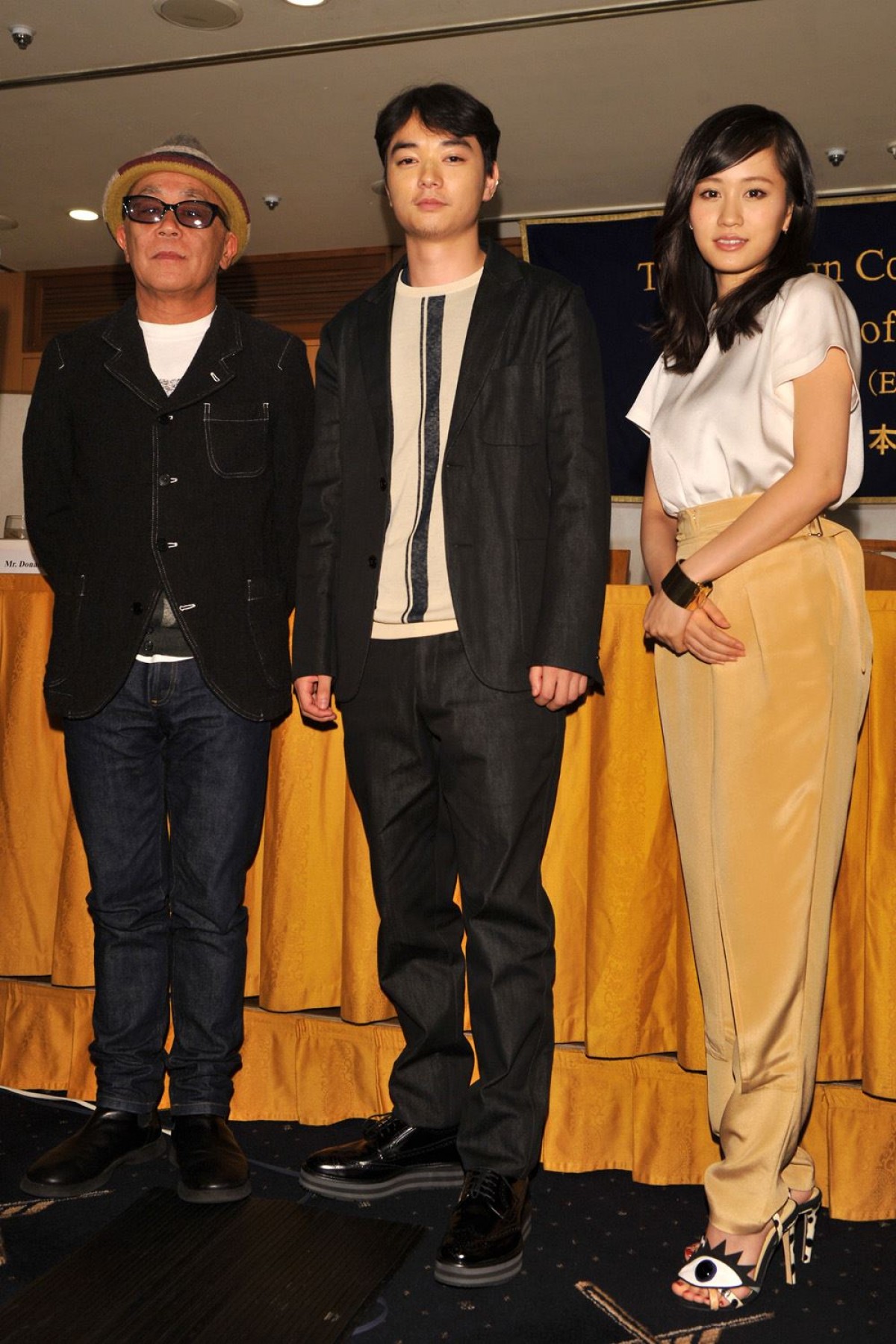 染谷将太「些細な幸せを大切にします」結婚後初の公の場で男らしく挨拶