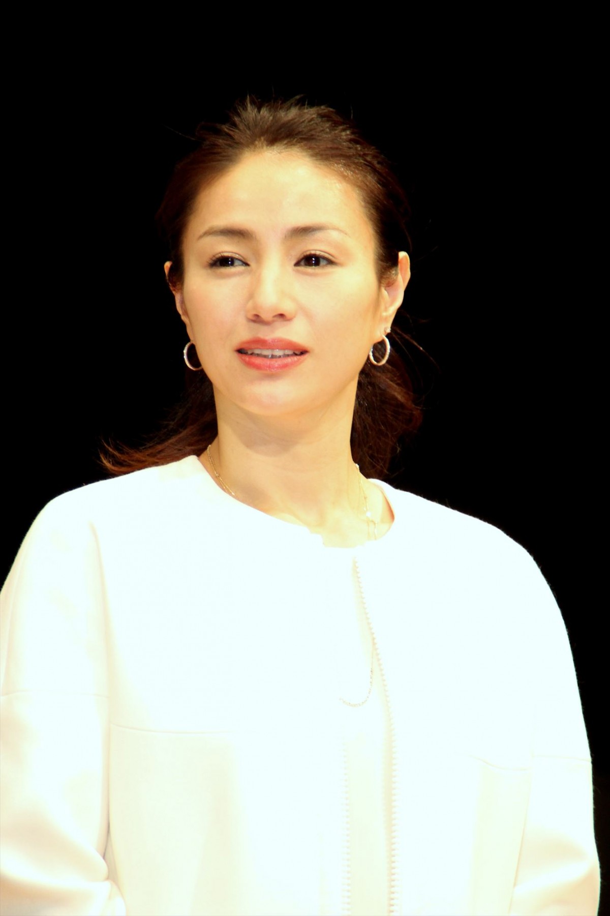 西島秀俊「泣いてしまった」と照れ笑い、主演ドラマ『流星ワゴン』第1話試写で涙