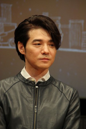 『流星ワゴン』完成披露特別試写会に登壇した吉岡秀隆