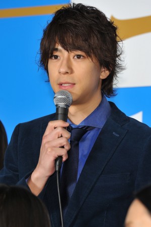 『ゴーストライター』記者会見に登壇した三浦翔平