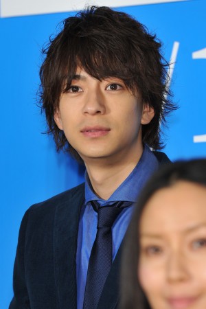 『ゴーストライター』記者会見に登壇した三浦翔平
