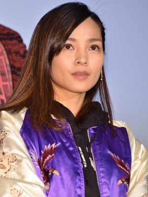 『デート～恋とはどんなものかしら～』舞台挨拶に出席した、国仲涼子