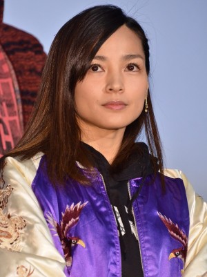 『デート～恋とはどんなものかしら～』舞台挨拶に出席した、国仲涼子