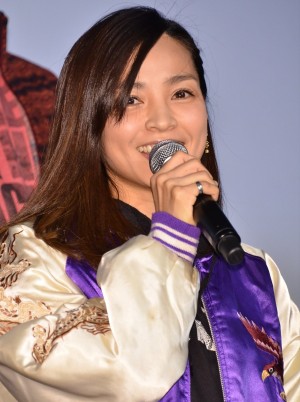 『デート～恋とはどんなものかしら～』舞台挨拶に出席した、国仲涼子