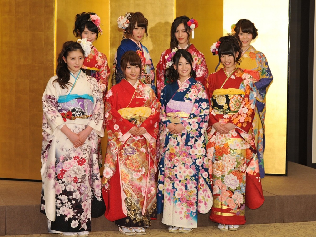 艶やかな22人が勢ぞろい！AKB48グループ「2015年新成人メンバー 成人式」撮影会