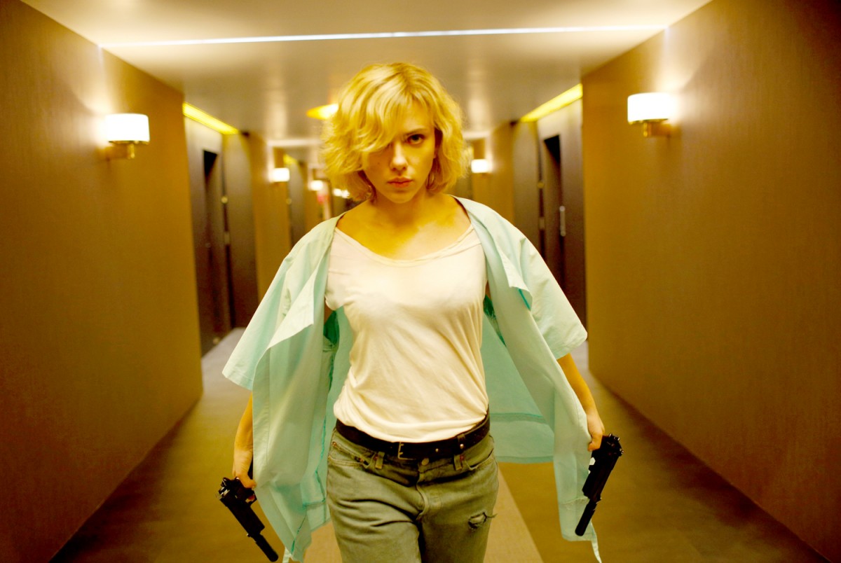 『攻殻機動隊』ハリウッド実写版に出演するスカーレット・ヨハンソン（『LUCY／ルーシー』場面写真より）