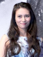 『○○妻』美しすぎる柴咲コウの怪演が話題に！『家政婦のミタ』を彷彿