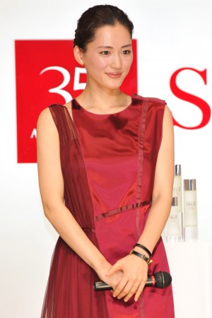 綾瀬はるか、「SK‐II誕生35周年キックオフセレモニー」にて