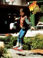 『バック・トゥ・ザ・フューチャーPART2』に現実世界はどこまで近づいたのか？