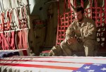 イーストウッド新作『アメリカン・スナイパー』、予想外のヒットにハリウッド騒然