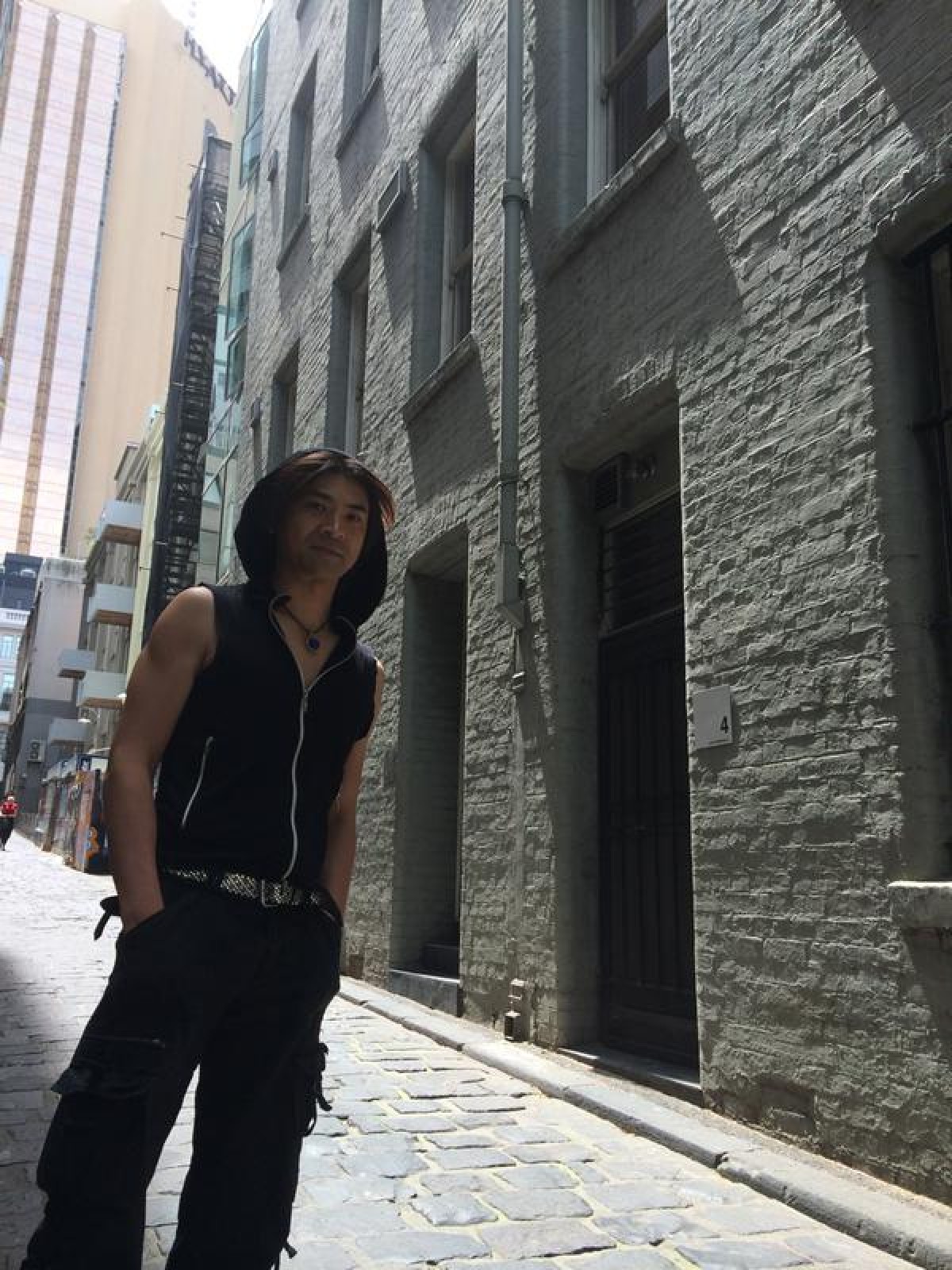 『テニプリ』作者・許斐剛、メルボルンへ　ブレない姿勢の写真に「僕達を裏切らない」