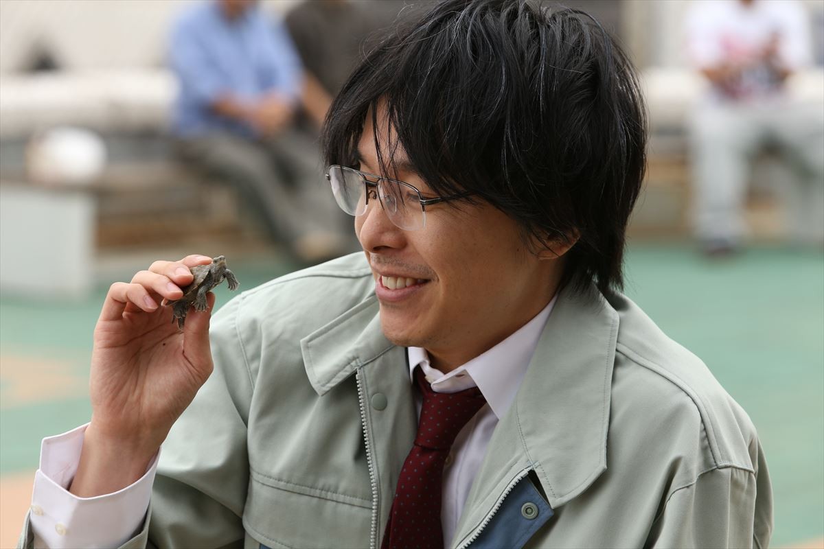 長谷川博己、怪獣特撮映画で園子温監督と再タッグ!