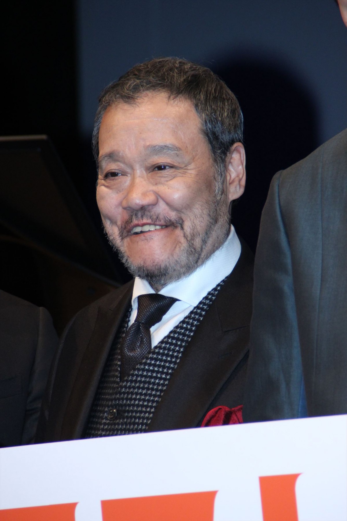 松坂桃李、綾瀬はるかは「友達です」　熱愛報道を即答否定