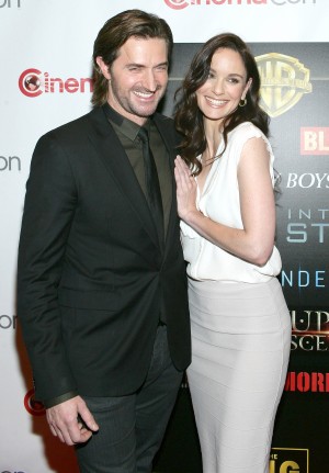 リチャード・アーミティッジ、サラ・ウェイン・キャリーズ、「コミコン2014」にて