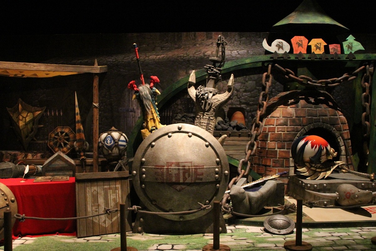 USJ『モンハン』アトラクションに行ってみた　等身大ジンオウガが地響き・雷撃を呼ぶ