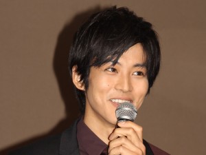 松坂桃李、有吉から「イケメンの皮を被ったオタク」とバッサリ