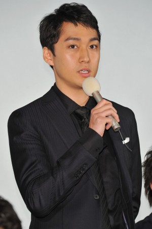 ドラマスペシャル『永遠の0』制作発表記者会見に登場した渡辺大