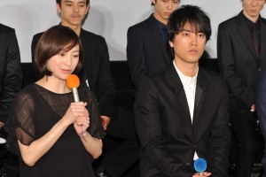 ドラマスペシャル『永遠の0』制作発表記者会見に登場した広末涼子、桐谷健太