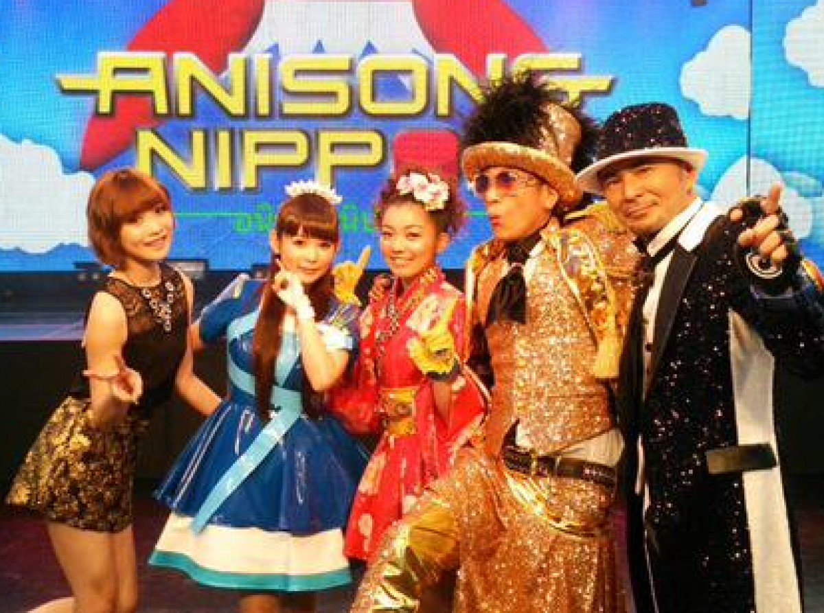 中川翔子、タイ国内向けアニソン番組でキング・クリームソーダ&May’nと共演