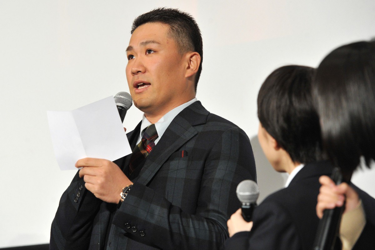 ももクロ映画の舞台挨拶、マー君がサプライズゲストで登場！