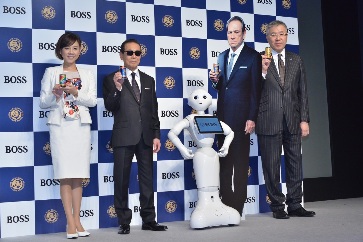 タモリ、高橋真麻＆ペッパー巻き込み「コンドルの着地」を レクチャー