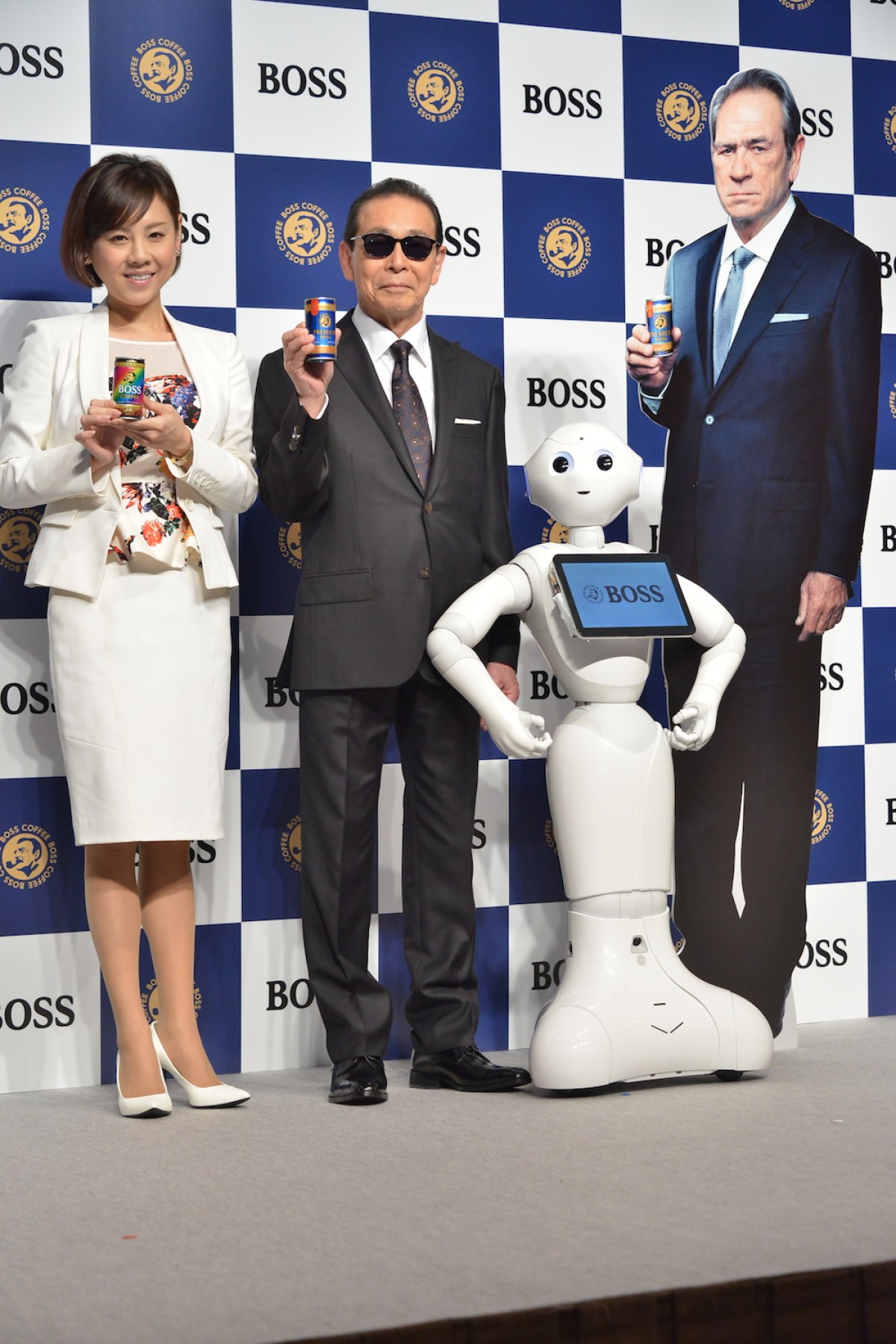 タモリ、高橋真麻＆ペッパー巻き込み「コンドルの着地」を レクチャー