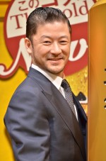 浅野忠信、サッポロ 麦とホップ The gold 新CM発表記者会見にて