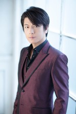 『スーパーヒーロー大戦GP仮面ライダー3号』　及川光博、仮面ライダー3号と主題歌を担当