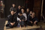 鈴木京香、『おかあさんの木』で“もんぺ姿”披露　息子の帰りを待つ7児の母親役