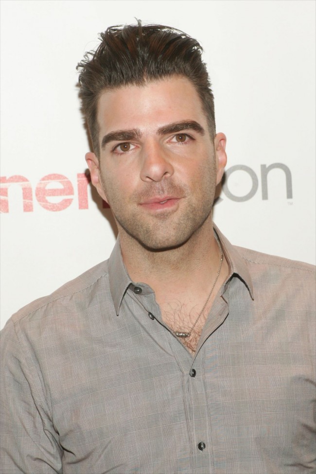 ザカリー・クイント、Zachary Quinto
