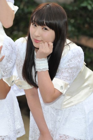 ニューシングルヒット祈願イベントに登場したアンジュルム・福田花音