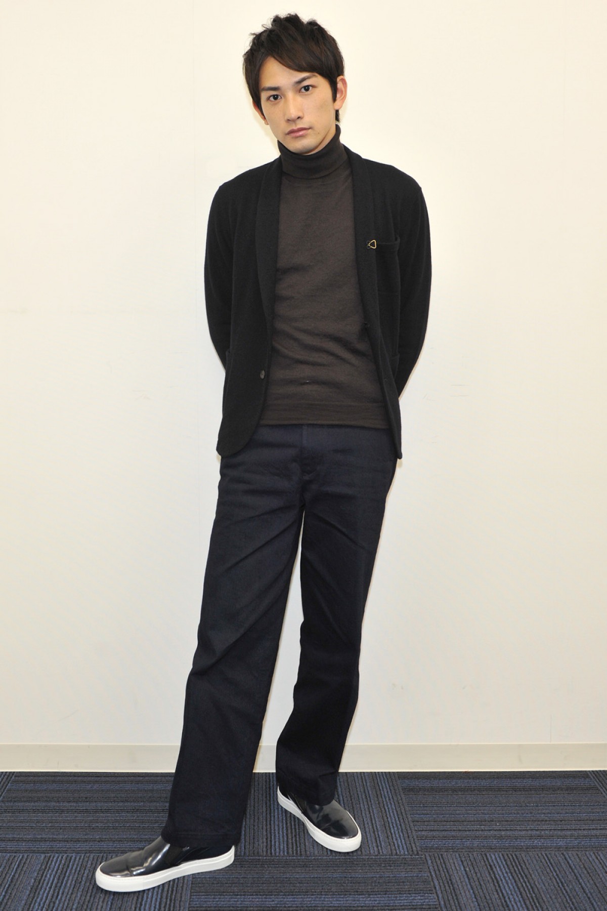 劇団EXILE・町田啓太、ラブシーンで初の前貼り！ 「尋常じゃない痛さ」初体験 