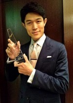 鈴木亮平、エランドール賞受賞は「ファンのおかげ」ブログで感謝のメッセージ