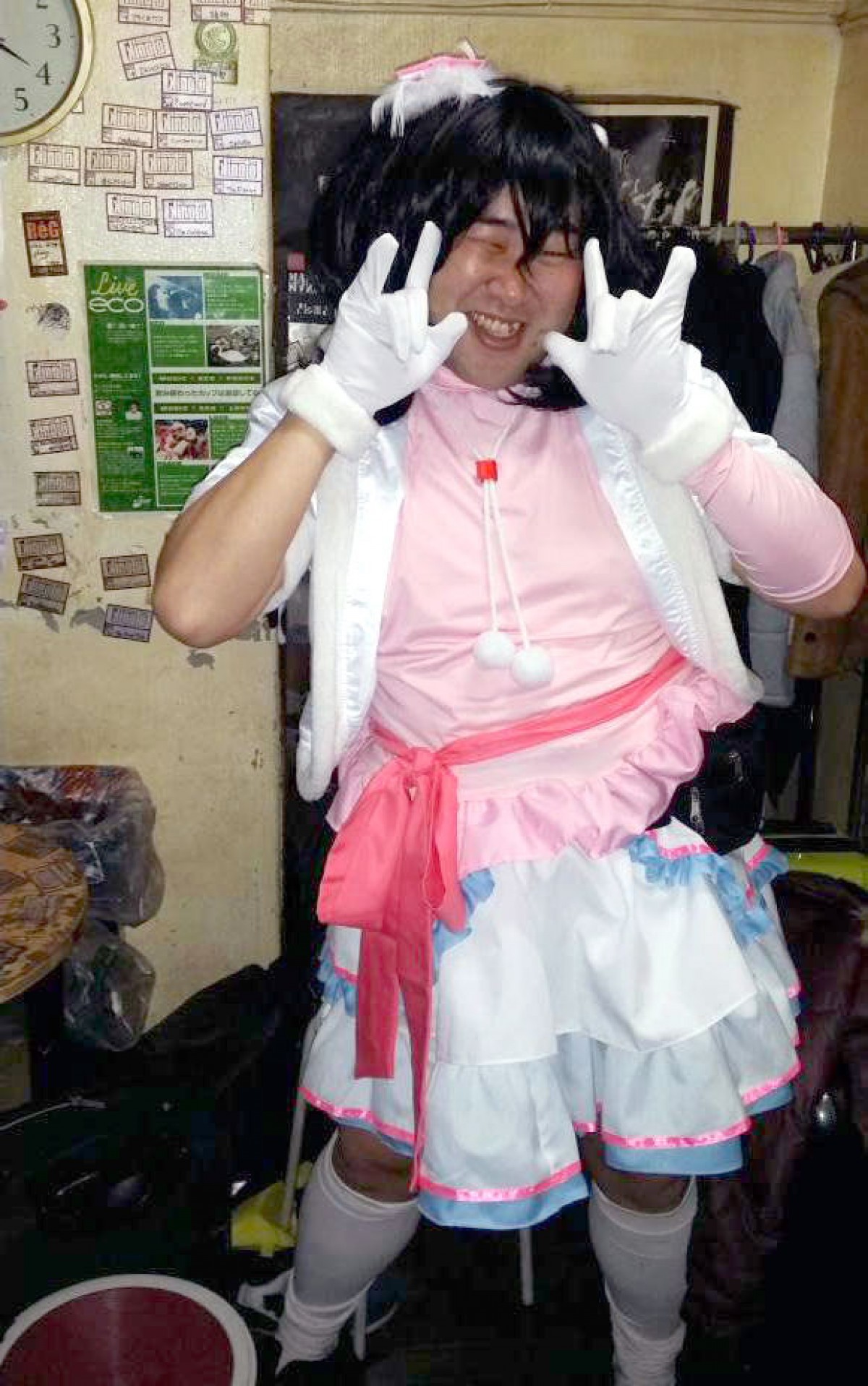 女装コスプレ・オタ芸…　一部で話題「チルノ（29歳）」のルーツを辿る