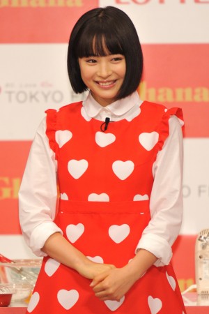 広瀬すず、「ガーナで手作りバレンタイン集中講座」に出席