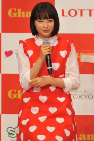 広瀬すず、「ガーナで手作りバレンタイン集中講座」に出席