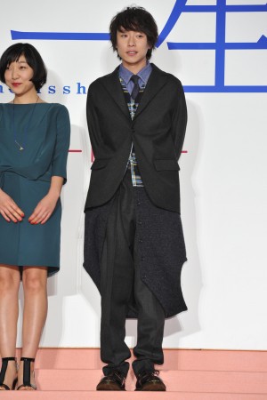 『娚の一生』先行上映イベントに登壇した安藤サクラ、落合モトキ