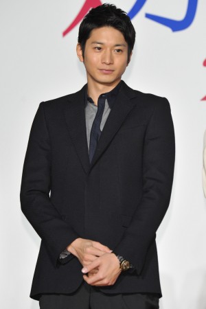 『娚の一生』先行上映イベントに登壇した向井理