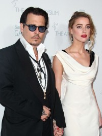 バハマのプライベートアイランドで結婚式を挙げたジョニー・デップ＆アンバー・ハード