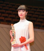 「第69回毎日映画コンクール」新人賞授賞式に出席した小松菜奈