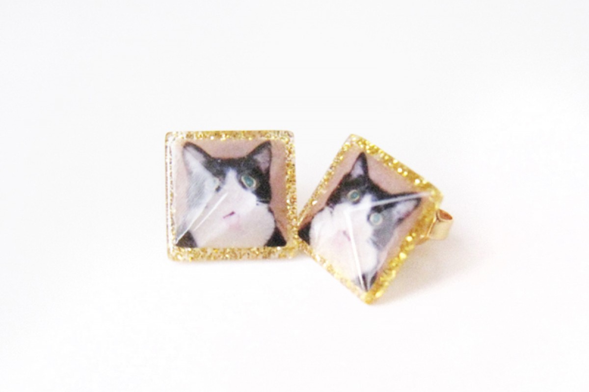 「ねこ愛」溢れる洋服＆小物が大集結！ねこの写真でクッションを作るサービスも