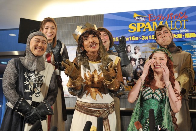 『モンティ・パイソンのSPAMALOT featuring SPAM（R）』