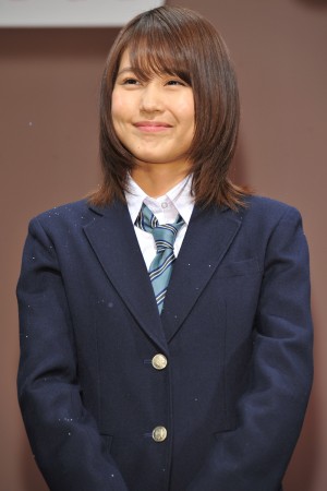 映画『ストロボ・エッジ』完成披露舞台挨拶に登場した有村架純