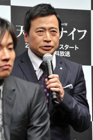 ラサール石井、連続ドラマW『天使のナイフ』制作発表記者会見にて