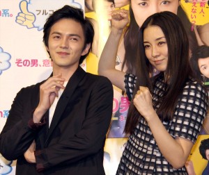 『その男、意識高い系。』完成試写会に登場した林遣都、伊藤歩