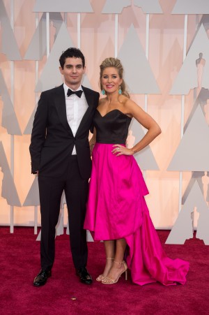 『セッション』脚本・監督デイミアン・チャゼル（左）、第87回アカデミー賞レッドカーペットにて