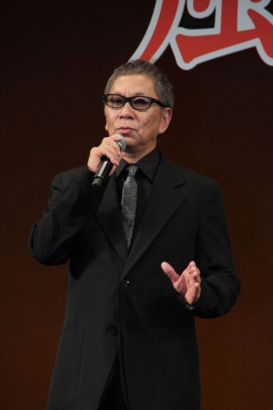 風に立つライオン』完成披露試写会に出席した三池崇史