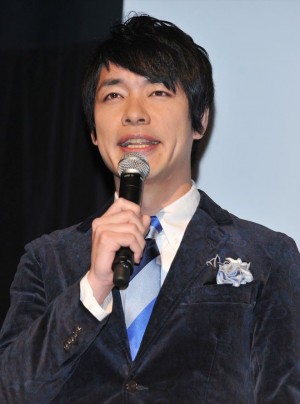 『ドラゴンクエストヒーローズ』完成披露発表会にてMCを務めた川島明（麒麟）