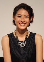 瀧本美織、阿部サダヲとの初共演ドラマで関西弁に挑戦！ 