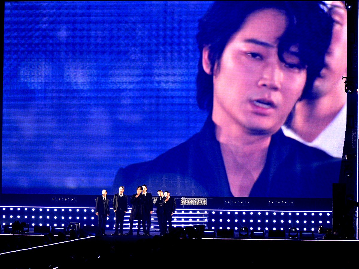 綾野剛、客席からのサプライズ登場に会場騒然「すごいパワーですね！」　＜東京ガールズコレクション2015春夏＞